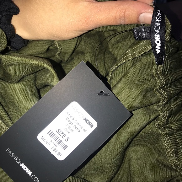 Fashion Nova Amelia Oversized Cargo Pants - Olive - Picture 2 of 3